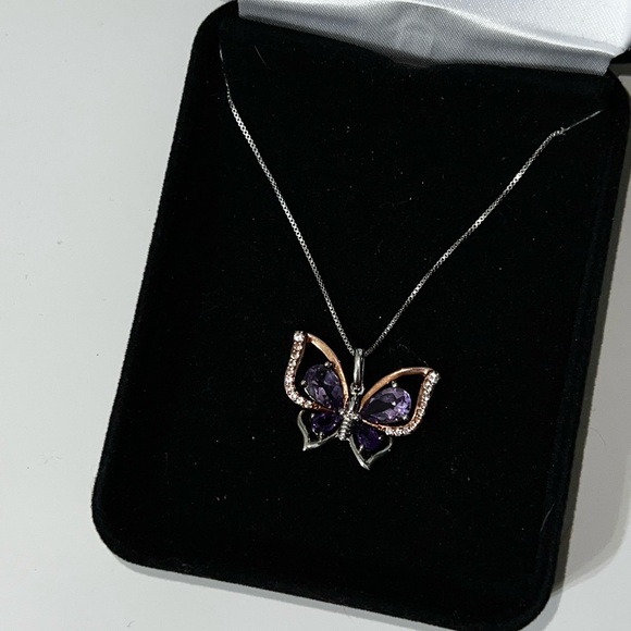 Kay butterfly necklace! - Picture 4 of 4